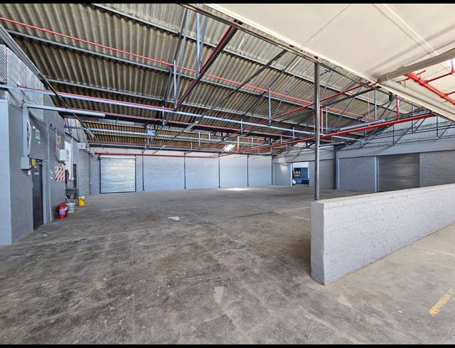 750M² WAREHOUSE TO LET IN BENROSE